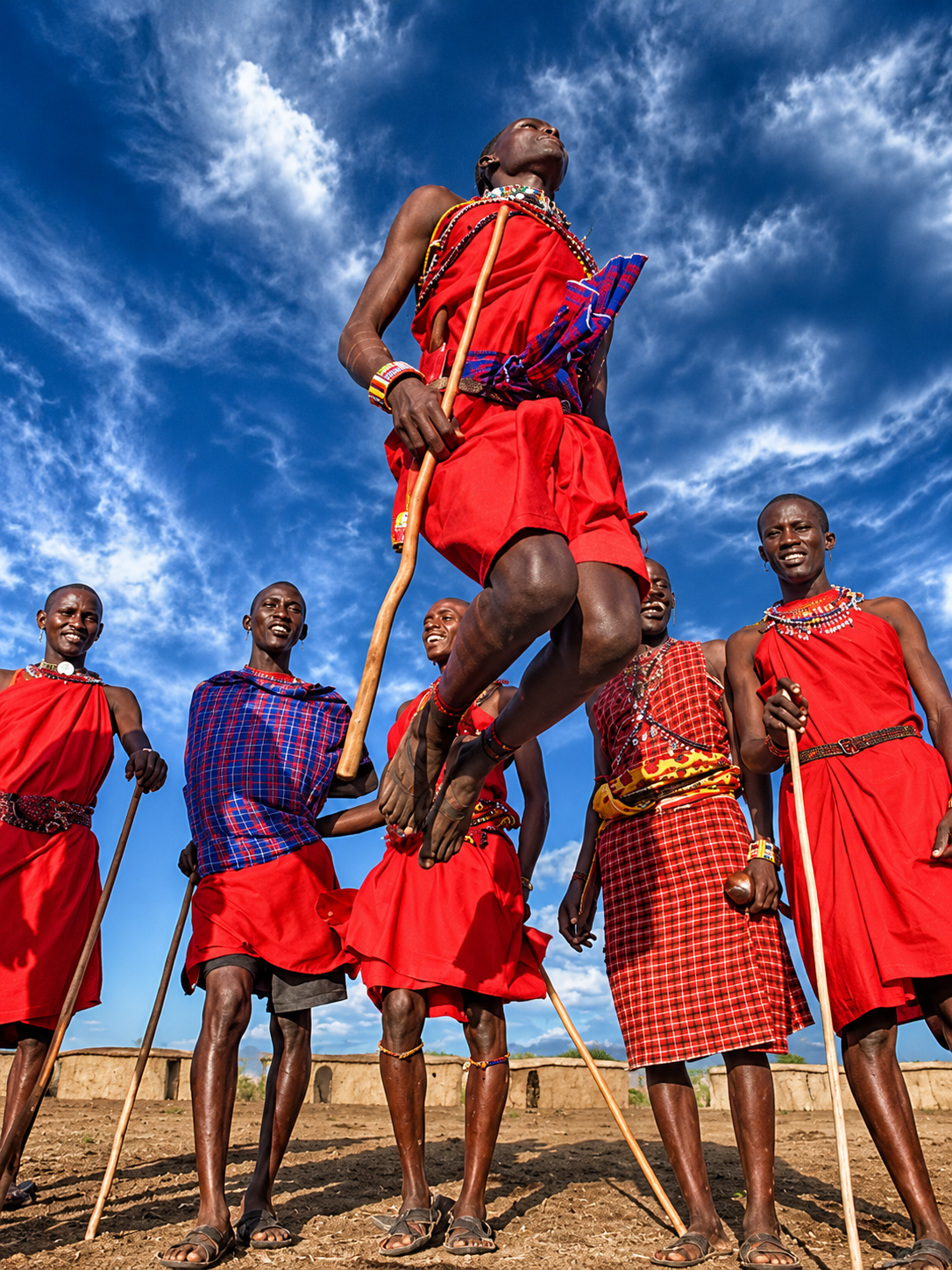 Maasai elder in traditional shuka — Tanzanian heritage and hospitality